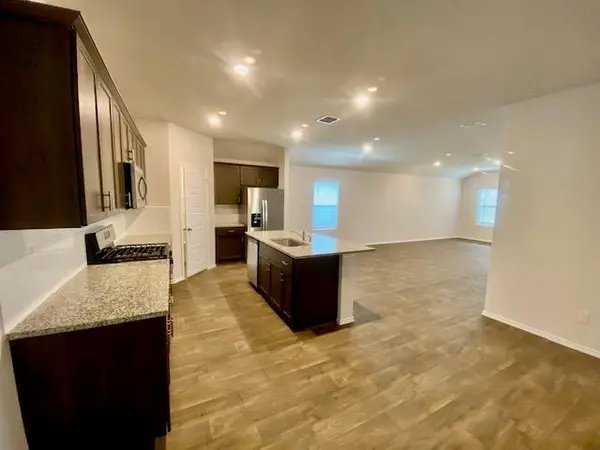 1733 James ST, New Braunfels, TX 78130