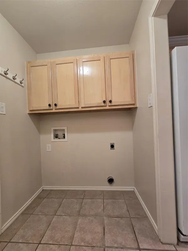 711 Beachwood RD, Burnet, TX 78611