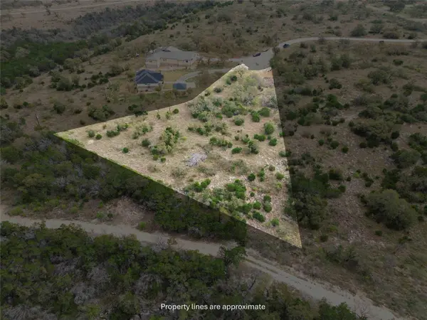 Lot 33 Eagle Feather, Kingsland, TX 78639
