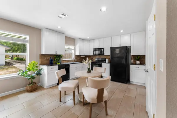 13323 Villa Park Dr Unit B, Austin, TX 78729