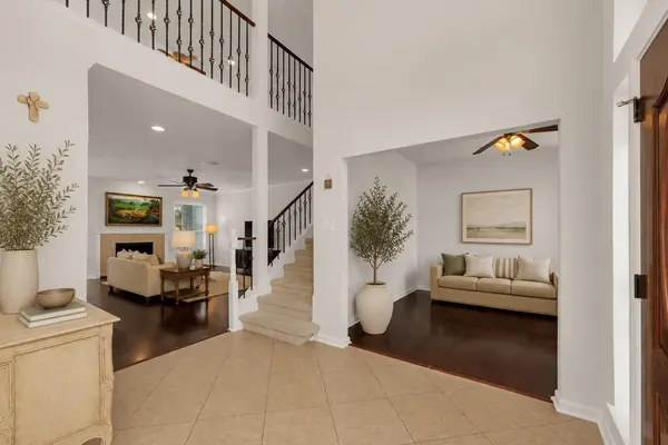 12528 Labrador CV, Austin, TX 78729