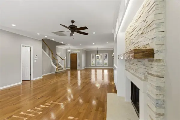 5813 Miramonte DR, Austin, TX 78759
