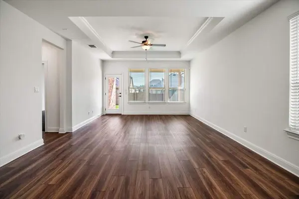104 Raleigh DR, Georgetown, TX 78633