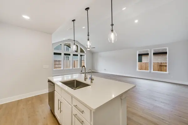 108 Country Cat LN, San Marcos, TX 78666