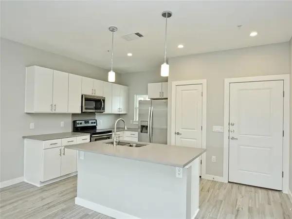 102 Blue Ridge TRL #2, West Lake Hills, TX 78746