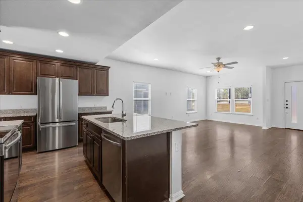 120 Waialua CT, Bastrop, TX 78602