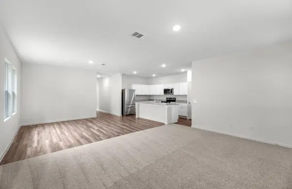 325 Sieders ST, Taylor, TX 76574