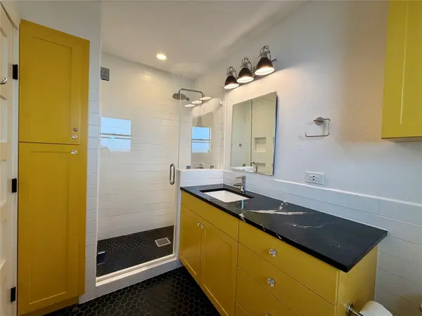 1211 E 2nd ST #A, Austin, TX 78702