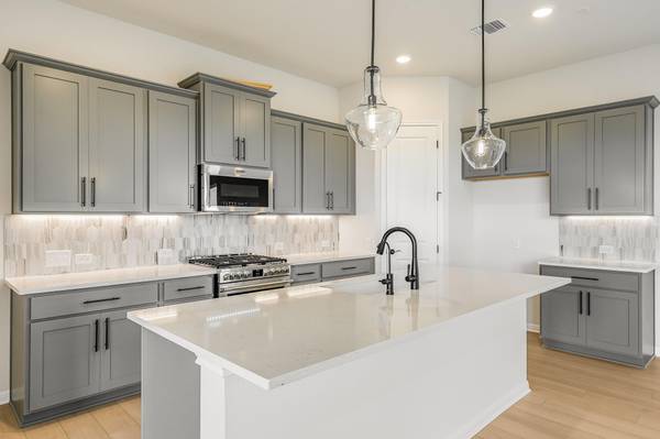 8601 Dongan DR, Austin, TX 78744
