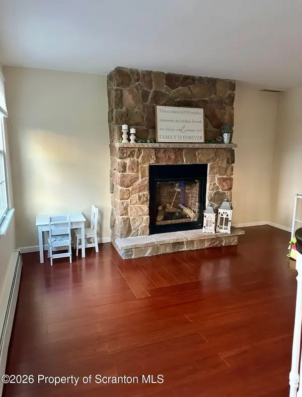 19 Birch AVE, Plains, PA 18705