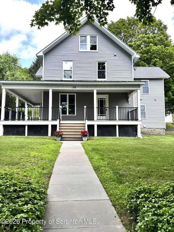 405 Lake AVE, Montrose, PA 18801