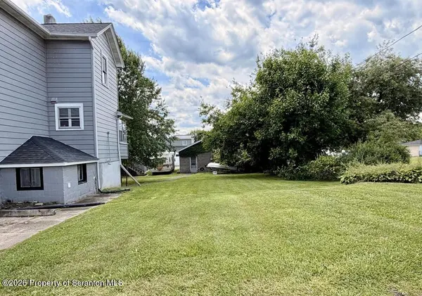 216 Vine ST, Old Forge, PA 18518