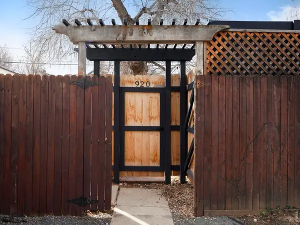 920 University, Boulder, CO 80302