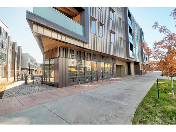 3200 Bluff, Boulder, CO 80301