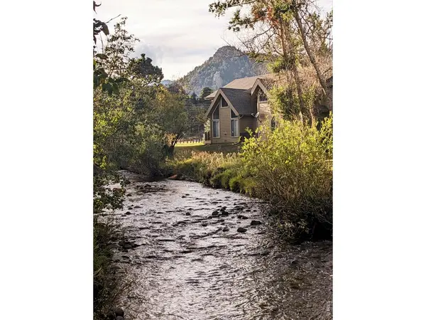 300 Far View #15, Estes Park, CO 80517
