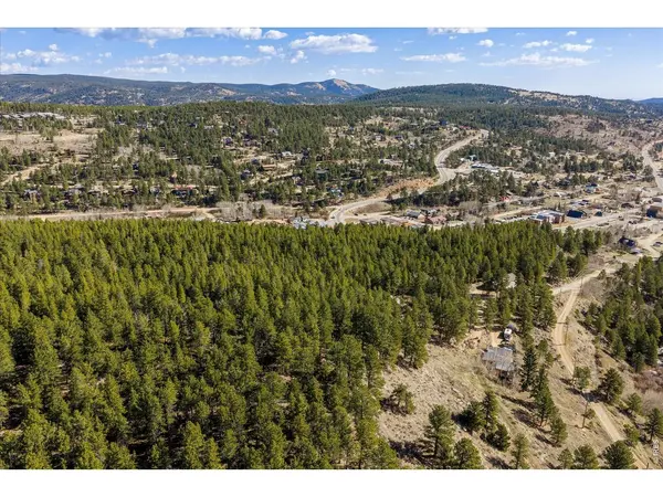 0 1st, Nederland, CO 80466