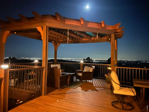 15757 Mossrock, Longmont, CO 80503
