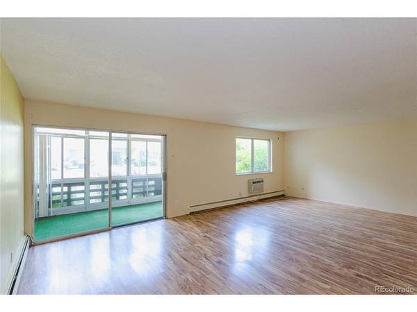9625 E Center #8A, Denver, CO 80247