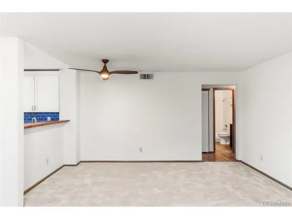 5702 W Asbury #102, Lakewood, CO 80227
