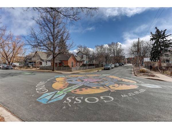1902 Grove, Boulder, CO 80302