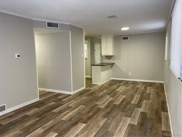 1250 Worchester, Aurora, CO 80011