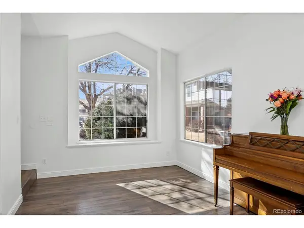 4760 S Wadsworth #J104, Littleton, CO 80123