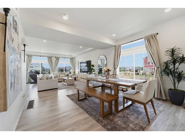 21962 E 44th, Aurora, CO 80019