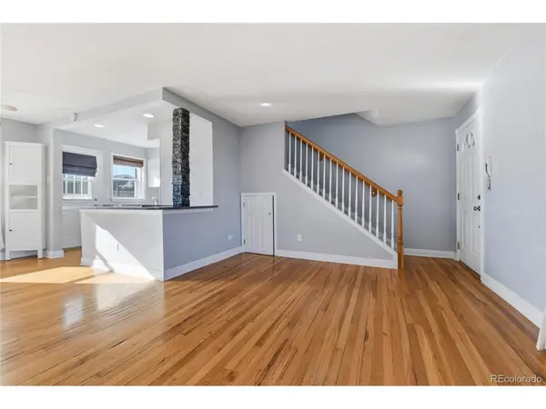 2823 Jasmine, Denver, CO 80207