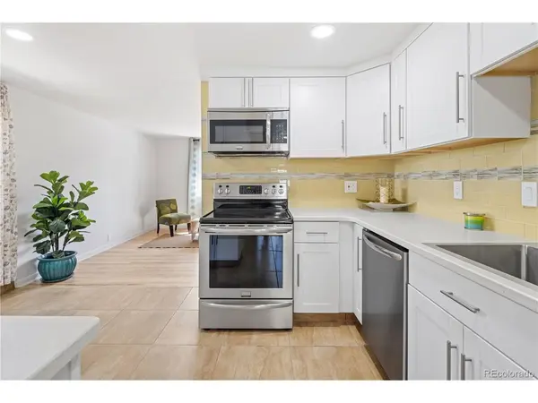 5325 W 5th, Lakewood, CO 80226