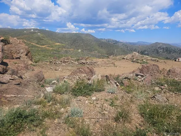 654 Hernia Hill, Bellvue, CO 80512