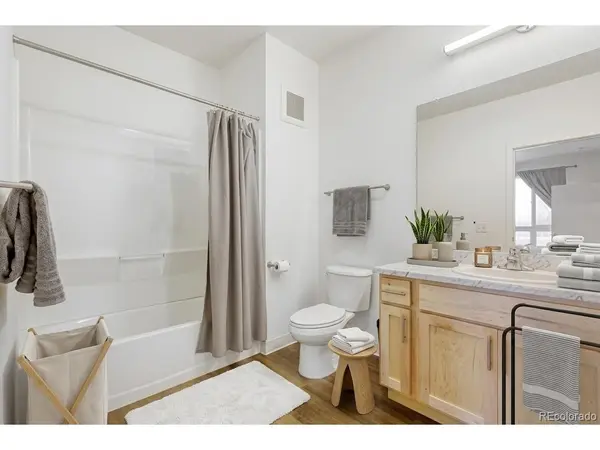 5702 Central Park #311, Denver, CO 80238