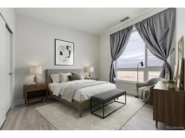 5702 Central Park #311, Denver, CO 80238