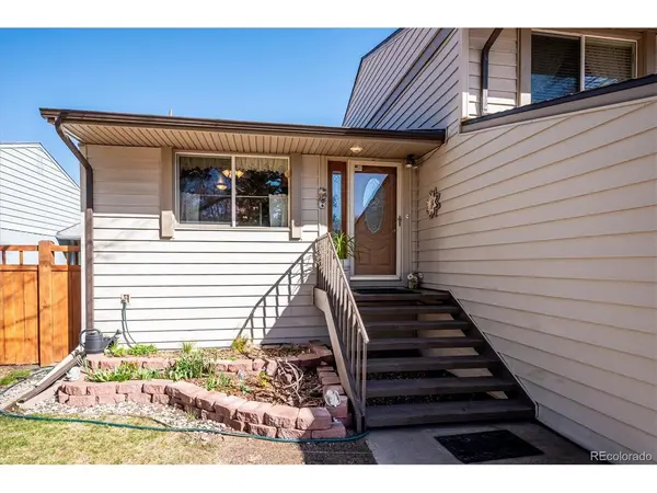 7335 W Maple, Lakewood, CO 80226