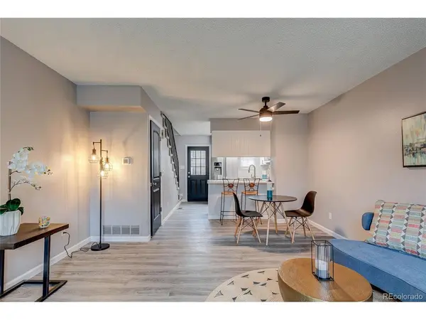 10494 W Dartmouth, Lakewood, CO 80227
