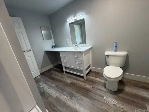 209 E Highline #209-202, Centennial, CO 80122