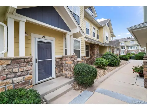 9569 Pearl #201, Parker, CO 80134