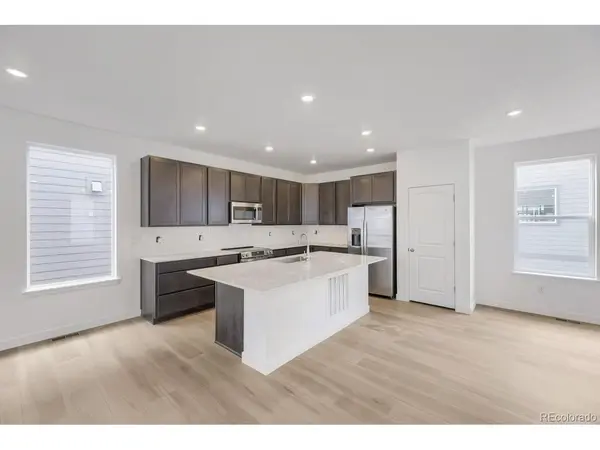 7709 S Mobile, Centennial, CO 80016