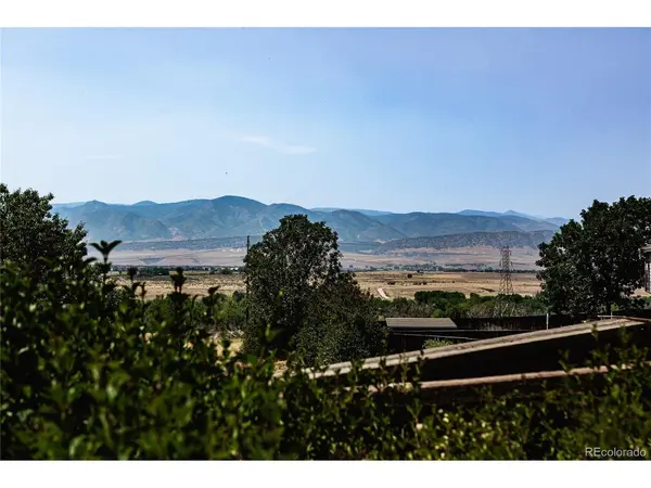 10011 Oak Leaf, Littleton, CO 80129