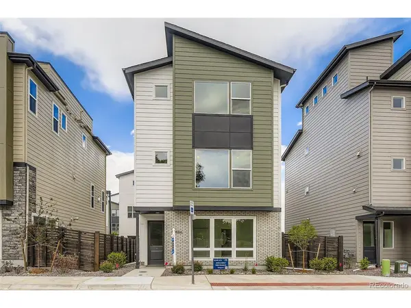 10886 E Hinsdale, Centennial, CO 80112