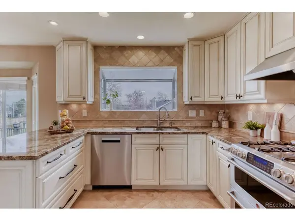 9378 Shadowglen, Highlands Ranch, CO 80126