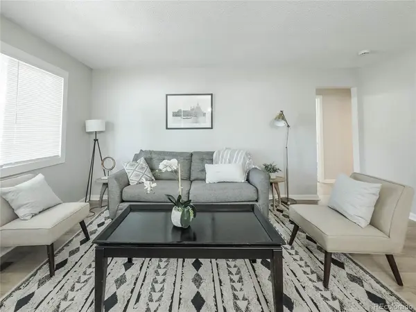1713 Jamaica, Aurora, CO 80010