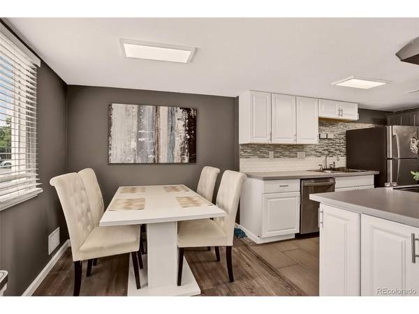 1204 S Uvalda, Aurora, CO 80012