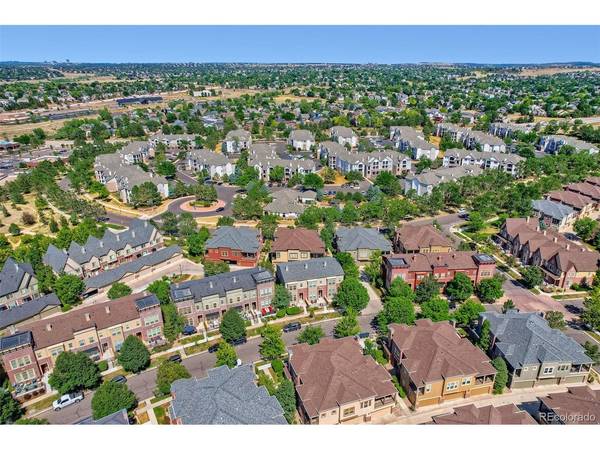 609 W Burgundy #B, Highlands Ranch, CO 80129