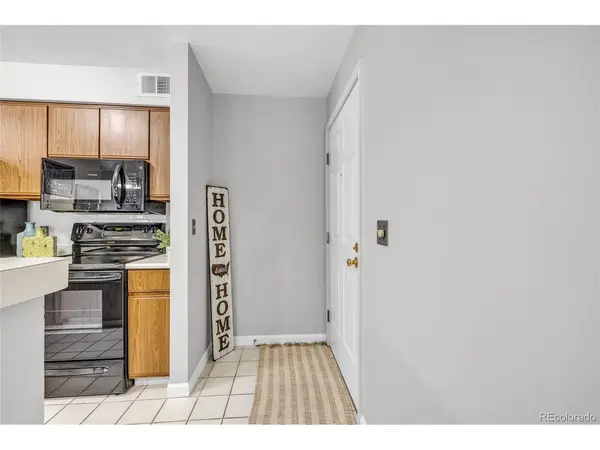 2575 S Syracuse #A106, Denver, CO 80231