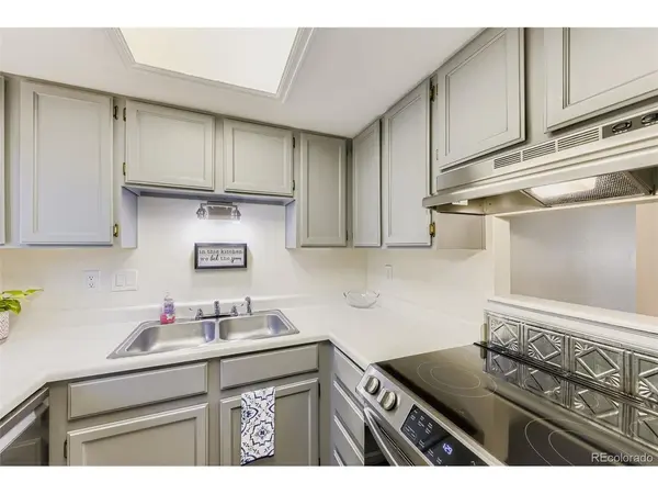 1868 S Ammons #A, Lakewood, CO 80232