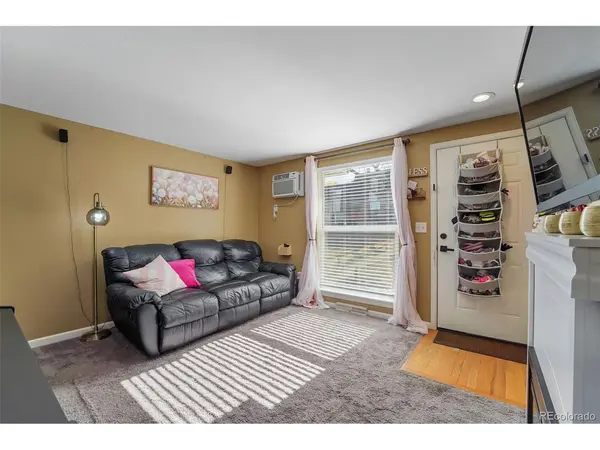 5809 S Pearl, Centennial, CO 80121
