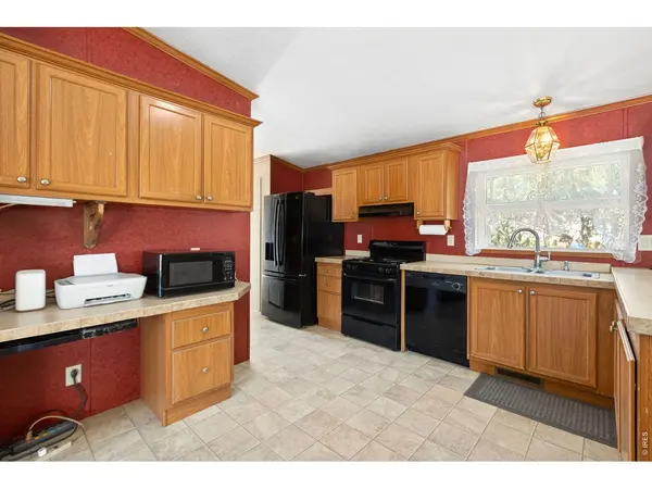 200 N 35th #33, Greeley, CO 80634