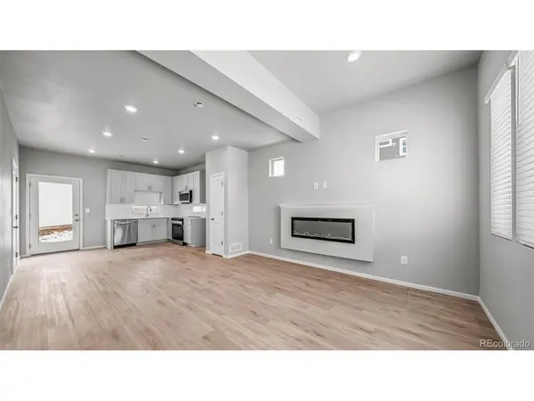 3407 Pearwood, Johnstown, CO 80534