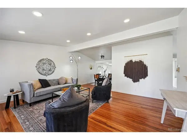 2580 Valley View, Denver, CO 80221