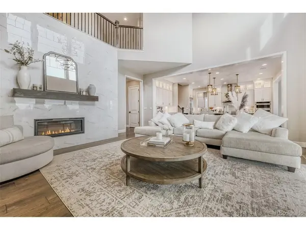 9876 Crimson Oak, Parker, CO 80134